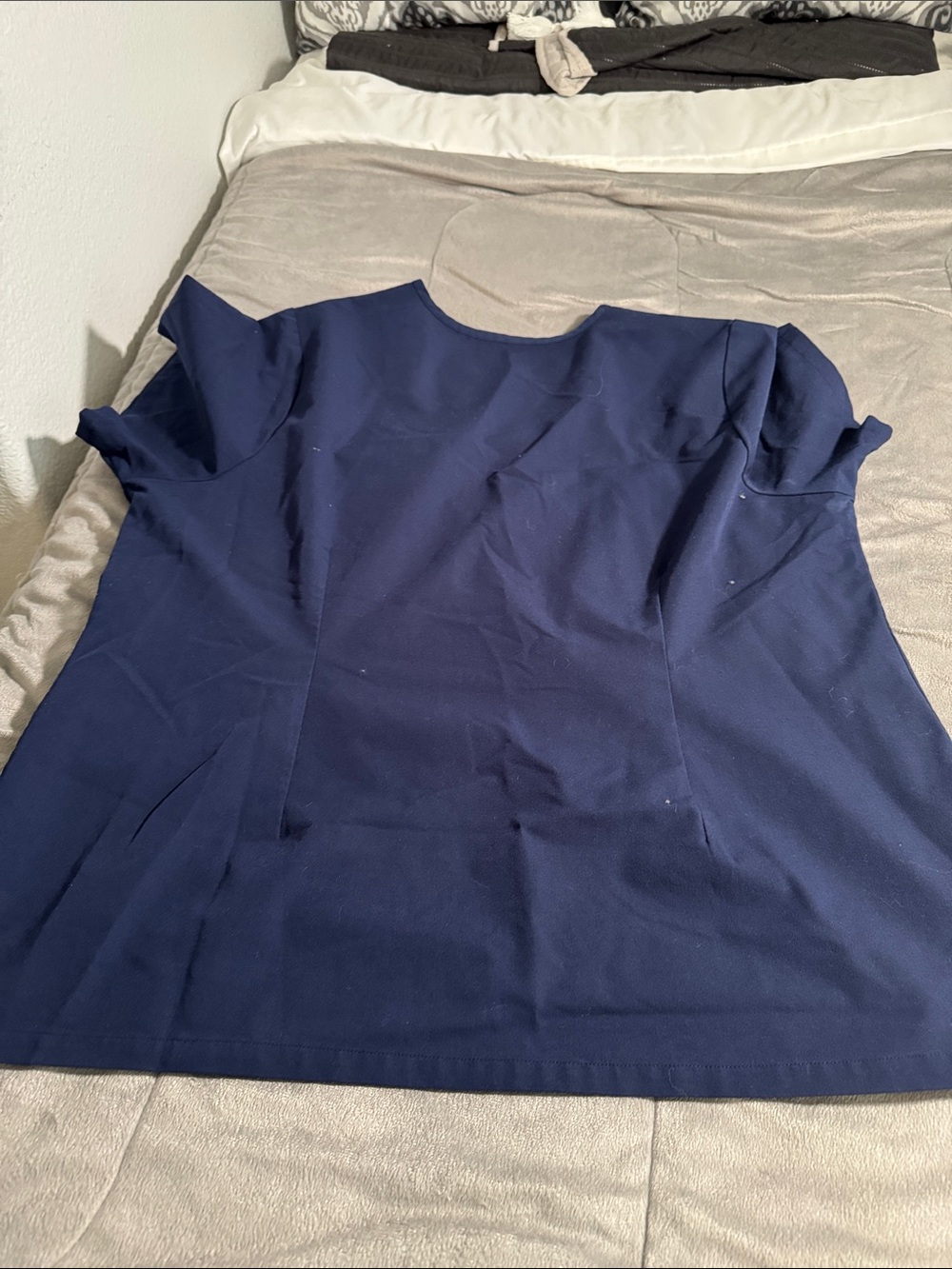 Women's Navy Blue Scrub Set!Jogger Style Scrub Pants And V Neck Scrub Top - Picture 9 of 10
